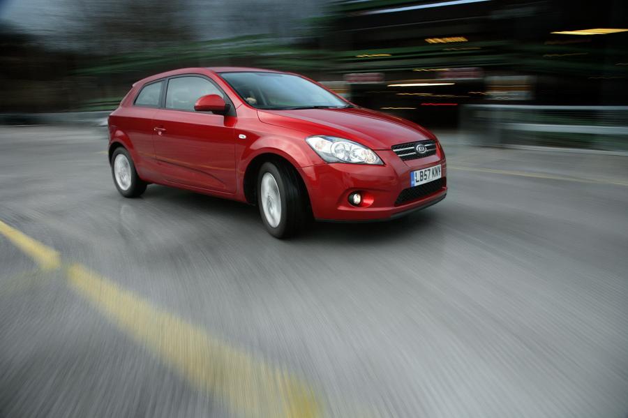  Kia pro_cee&rsquo;d 2008 года  (фото 67 из 182)